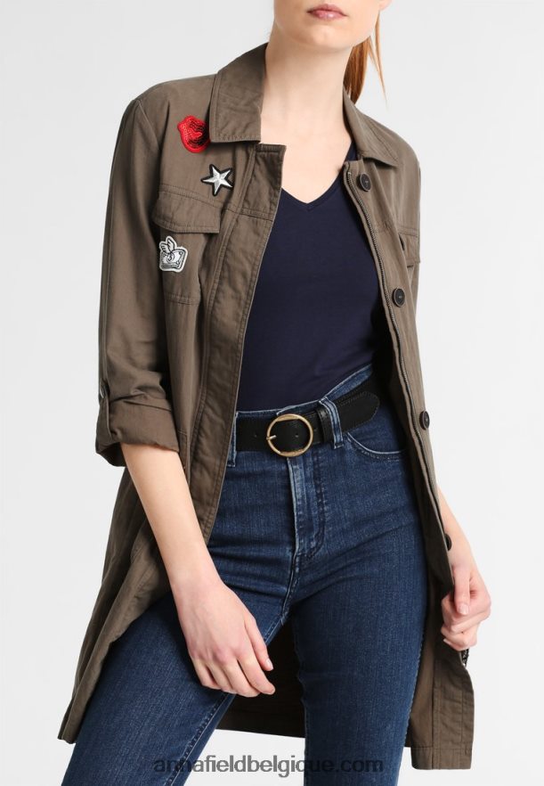 femmes ceinture noire Anna FieldNHH26B2736