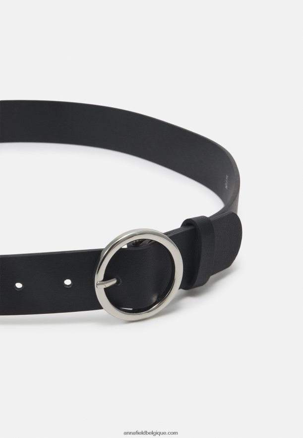 femmes ceinture noire Anna FieldNHH26B2760