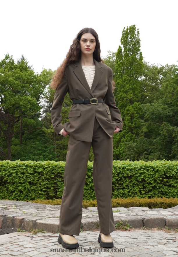 femmes ceinture noire Anna FieldNHH26B2761