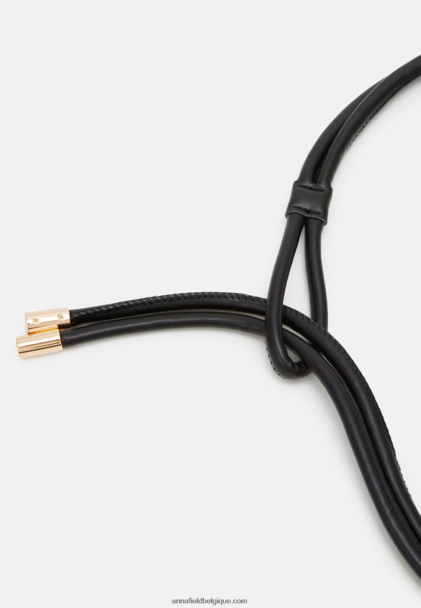 femmes ceinture noire Anna FieldNHH26B2769