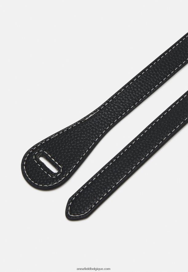 femmes ceinture noire Anna FieldNHH26B2774
