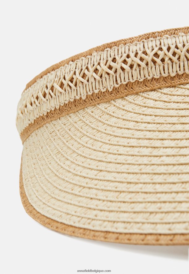 femmes bonnet de bronzage Anna FieldNHH26B2715