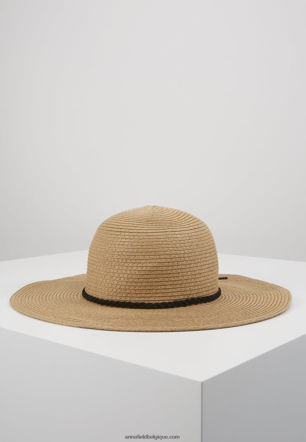 femmes chapeau bronzé Anna FieldNHH26B2716