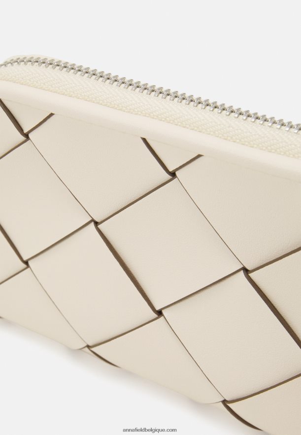 femmes portefeuille blanc cassé Anna FieldNHH26B2820