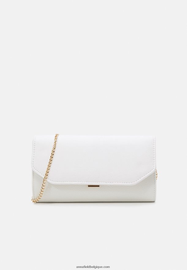 femmes embrayage blanc Anna FieldNHH26B2397