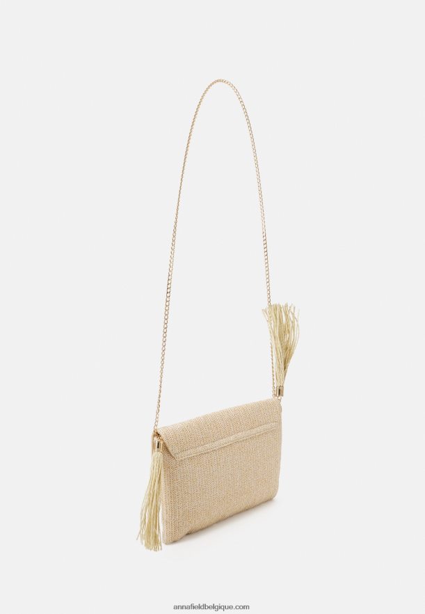 femmes pochette beige Anna FieldNHH26B2450