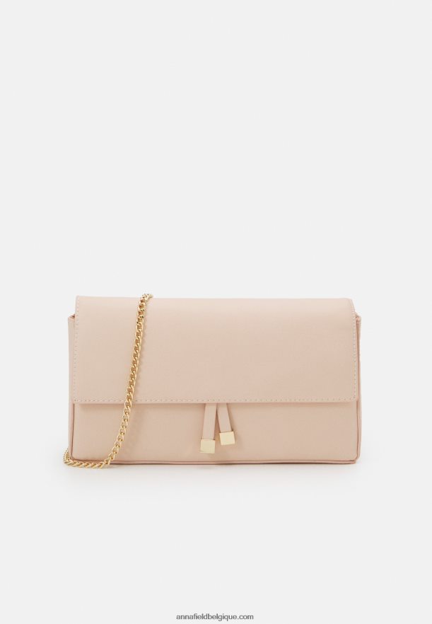 femmes pochette rose Anna FieldNHH26B2400