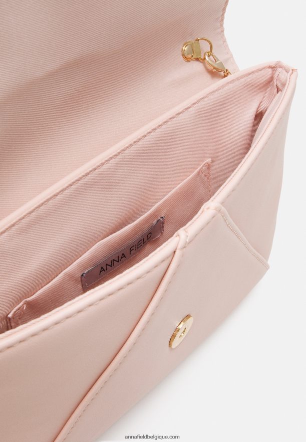 femmes pochette rose Anna FieldNHH26B2411