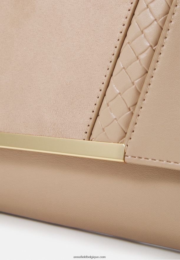 femmes pochette rose Anna FieldNHH26B2426