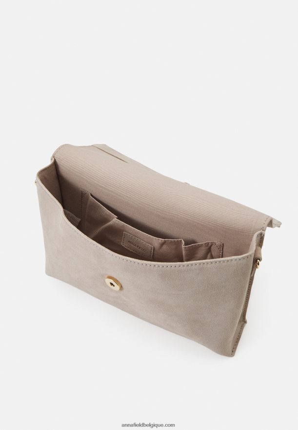 femmes pochette taupe Anna FieldNHH26B2445
