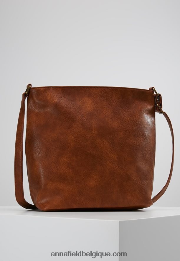 femmes sac bandoulière cognac Anna FieldNHH26B2502