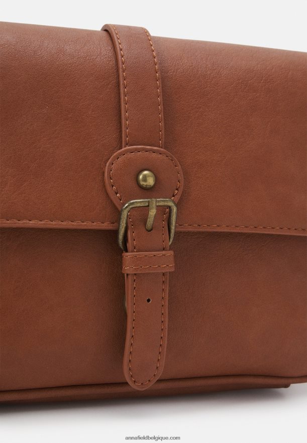 femmes sac bandoulière cognac Anna FieldNHH26B2530