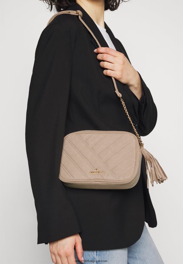 femmes sac bandoulière rose Anna FieldNHH26B2500