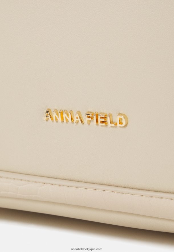 femmes sac à dos blanc cassé Anna FieldNHH26B2612