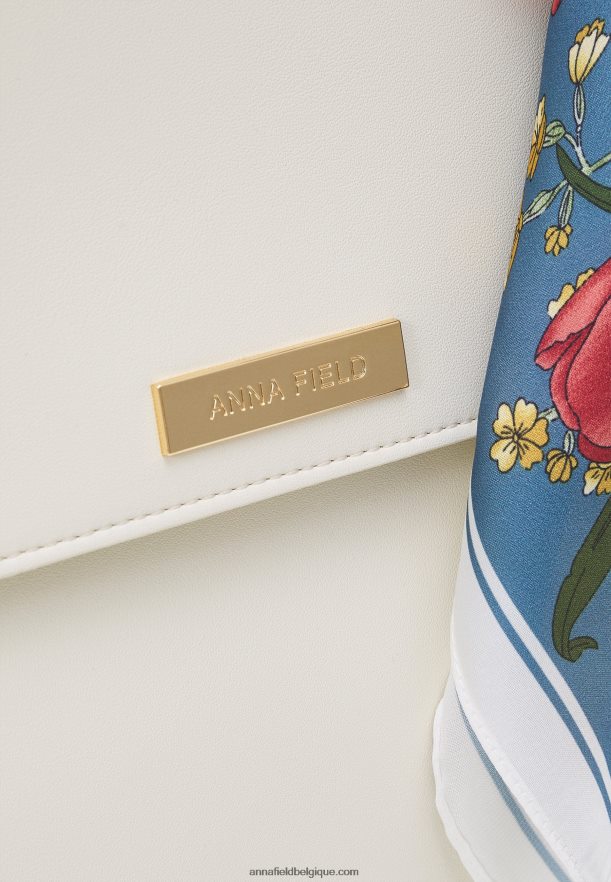 femmes sac à main blanc cassé Anna FieldNHH26B2294