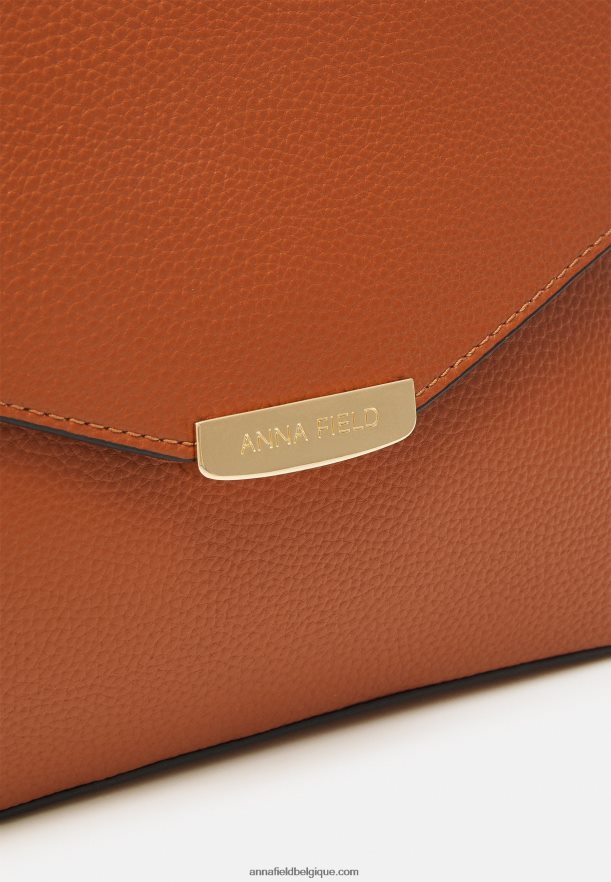 femmes sac à main cognac Anna FieldNHH26B2336