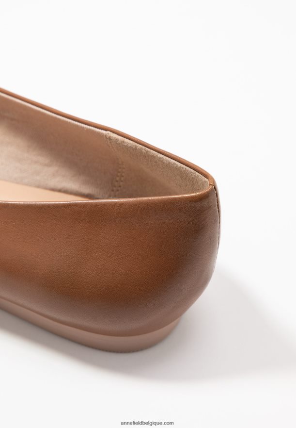 femmes ballerines cuir cognac Anna FieldNHH26B2066