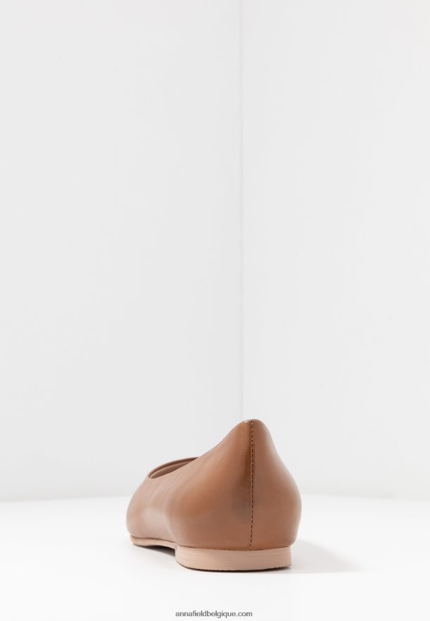 femmes ballerines cuir cognac Anna FieldNHH26B2066