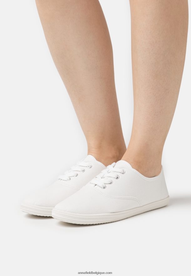 femmes baskets blanches Anna FieldNHH26B1160
