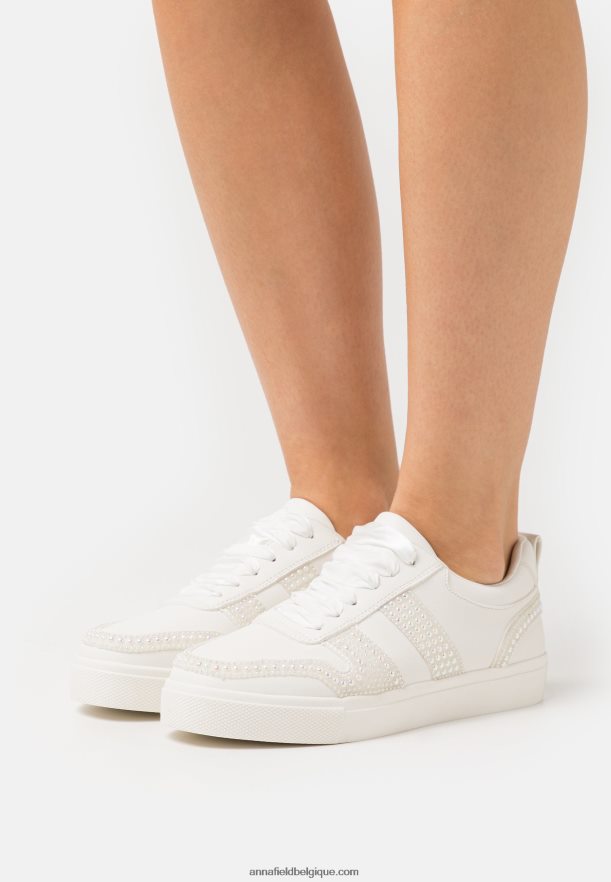 femmes baskets blanches Anna FieldNHH26B1226