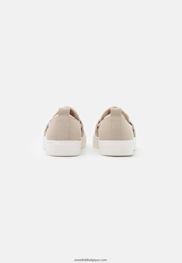 femmes sable à enfiler Anna FieldNHH26B1177