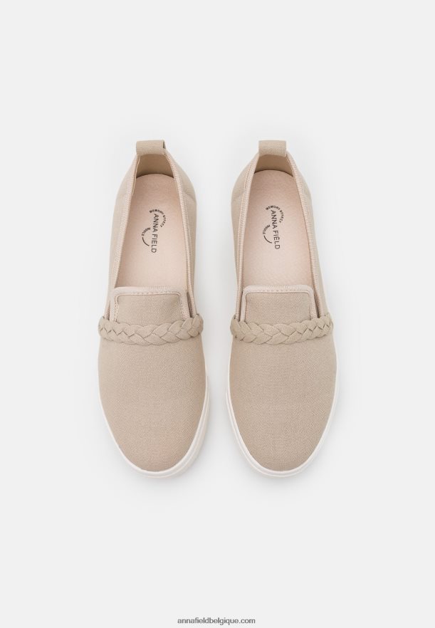 femmes sable à enfiler Anna FieldNHH26B1177