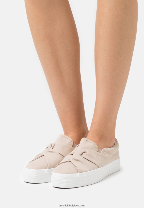 femmes slip-on beige Anna FieldNHH26B1187