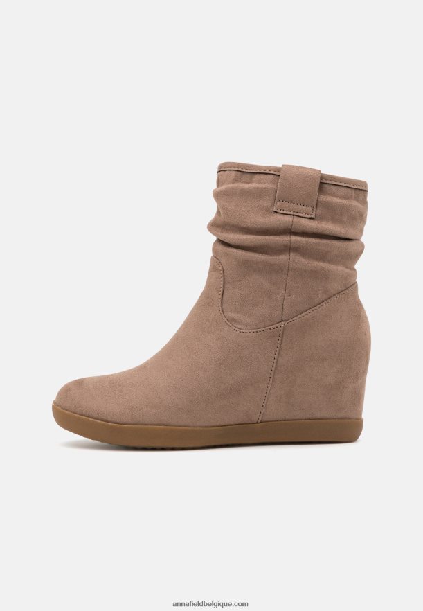 femmes botte d'hiver bottines compensées taupe Anna FieldNHH26B2063