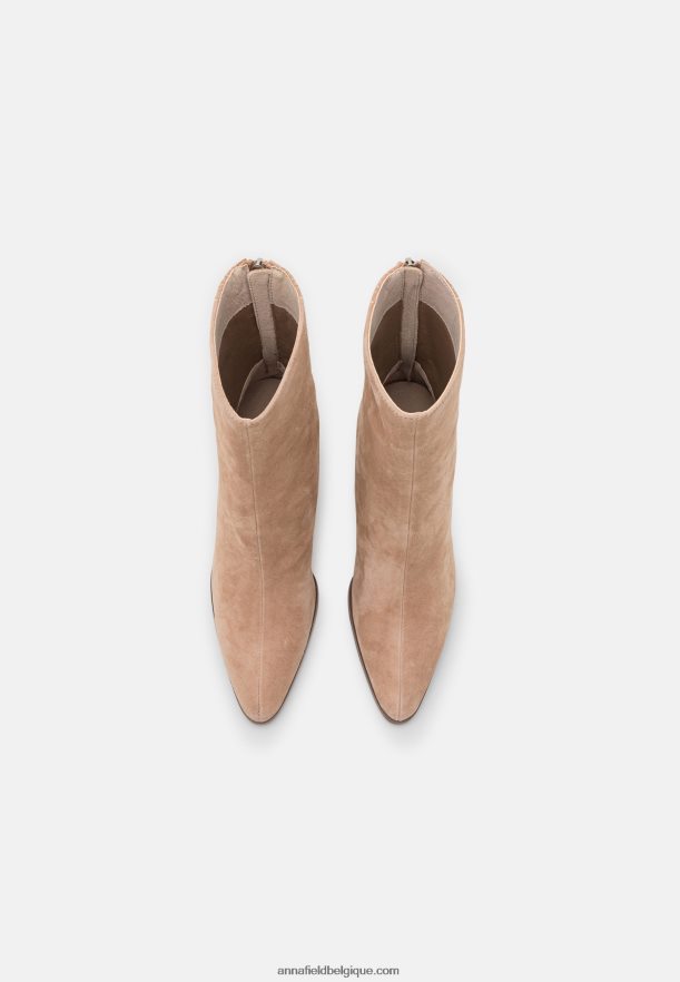 femmes bottines classiques en cuir beige Anna FieldNHH26B1986