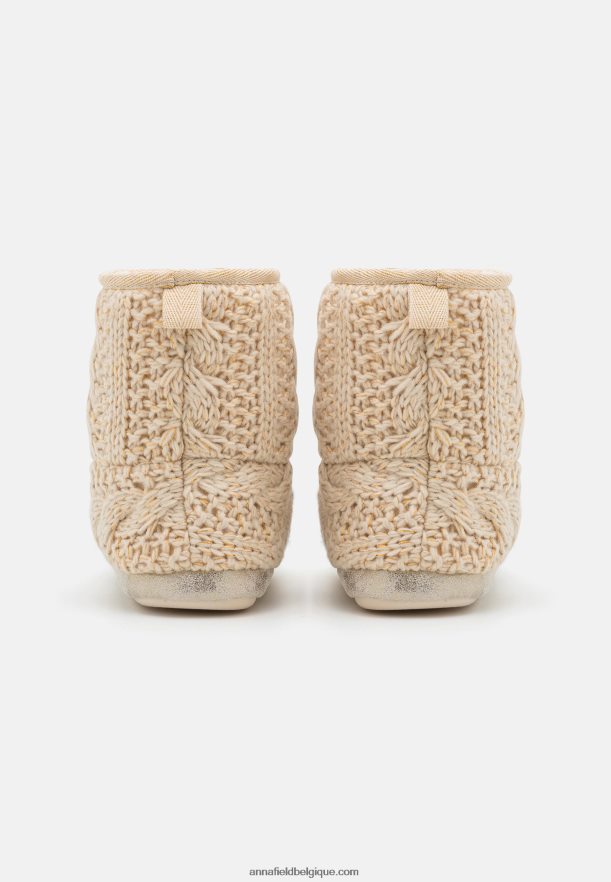 femmes chaussons en fil métallisé doré Anna FieldNHH26B2277