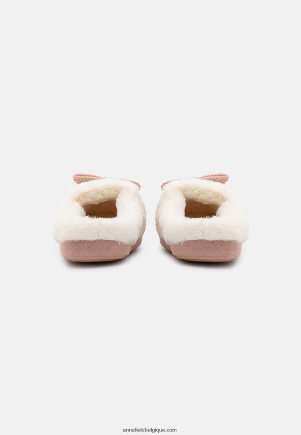 femmes chaussons rose Anna FieldNHH26B2274