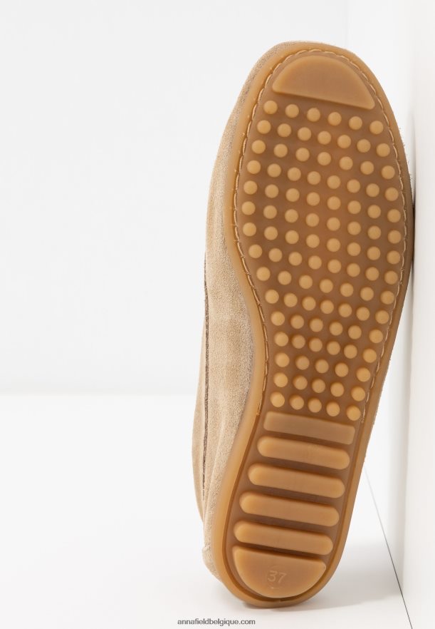 femmes mocassins cuir beige Anna FieldNHH26B1859