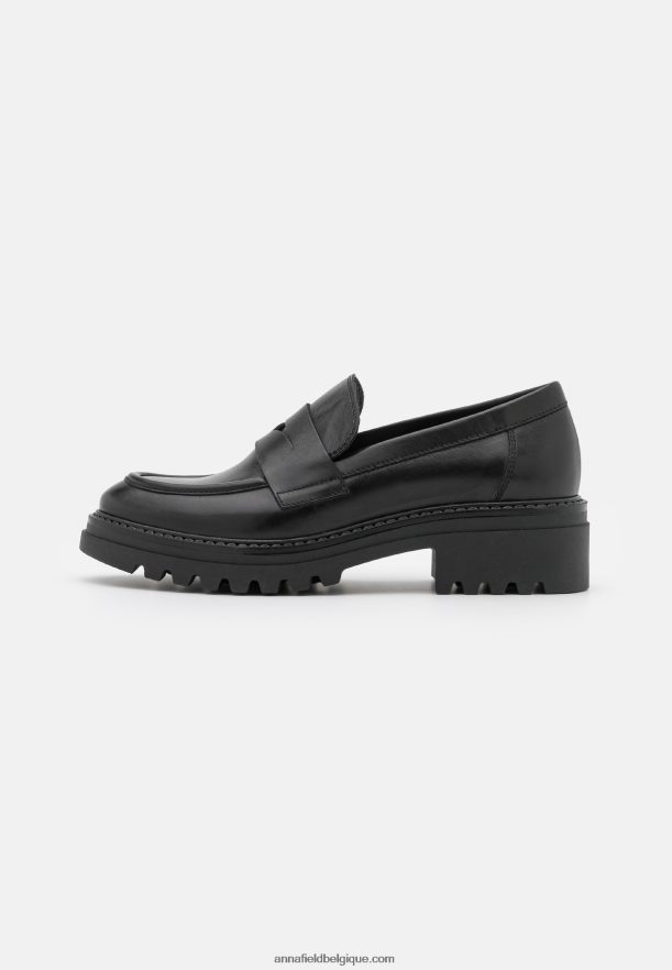 femmes slip on en cuir noir Anna FieldNHH26B1817