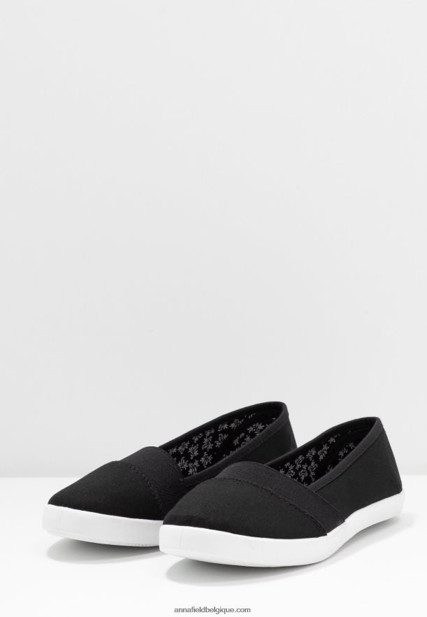 femmes slip-on noir Anna FieldNHH26B1805