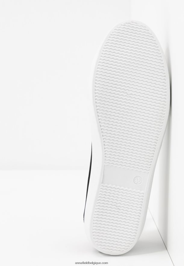 femmes slip-on noir Anna FieldNHH26B1805