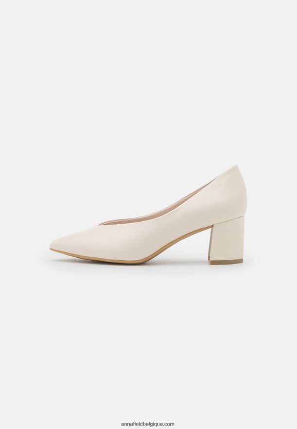 femmes crème à talons classiques Anna FieldNHH26B1737
