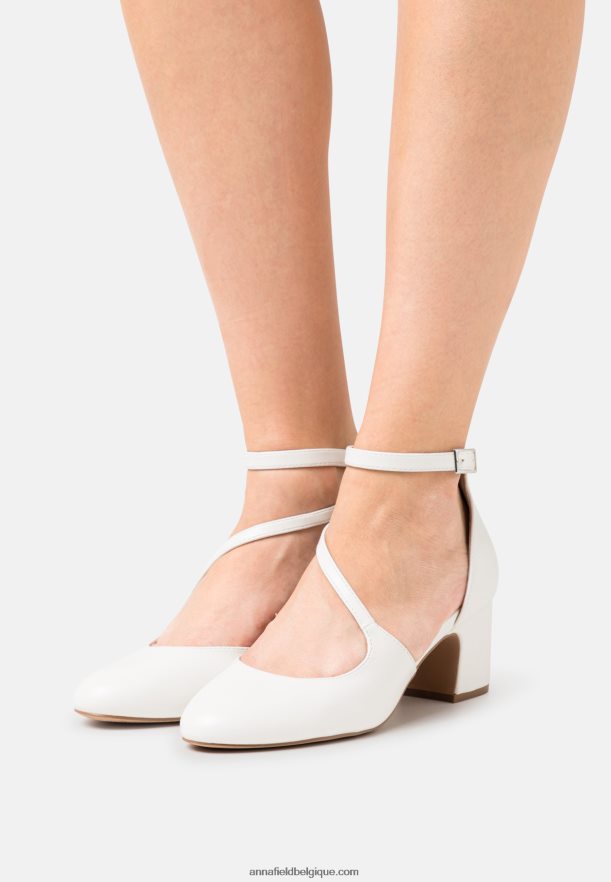 femmes talons classiques blancs Anna FieldNHH26B1591