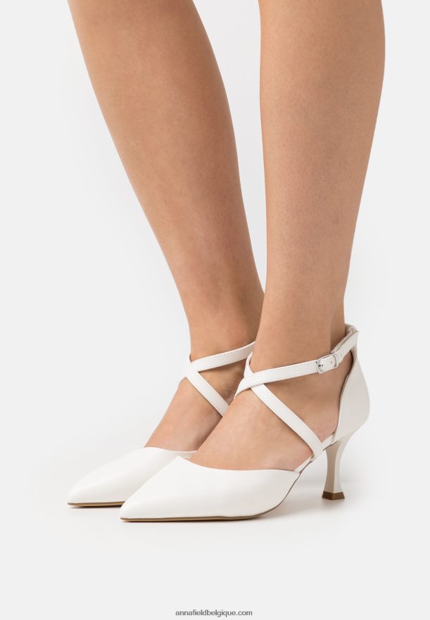 femmes talons classiques blancs Anna FieldNHH26B1674