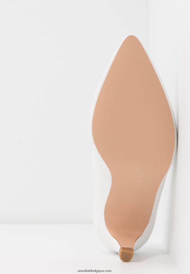 femmes talons classiques blancs Anna FieldNHH26B1703