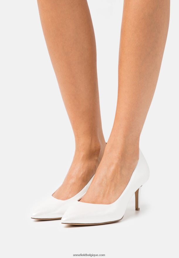 femmes talons classiques perle Anna FieldNHH26B1731