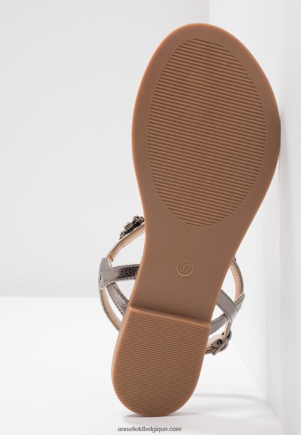 femmes sandales à barre en T gris acier Anna FieldNHH26B1515