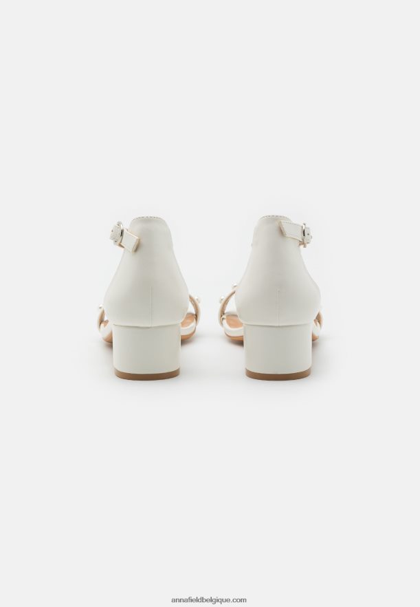 femmes sandales blanches Anna FieldNHH26B1309