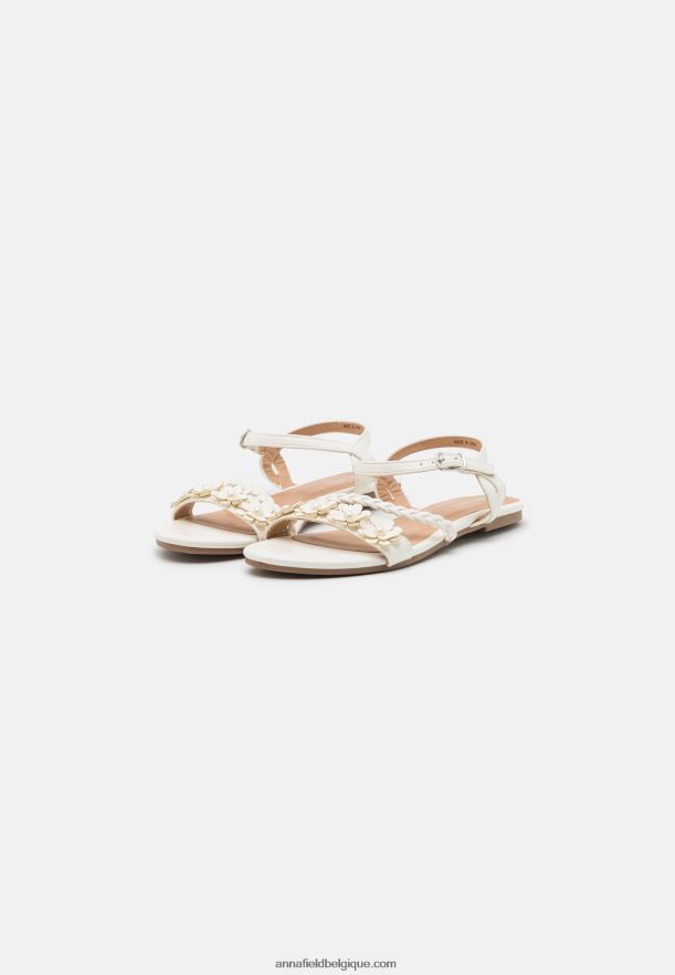 femmes sandales blanches Anna FieldNHH26B1418