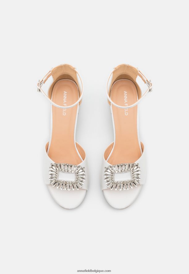 femmes sandales blanches Anna FieldNHH26B1434