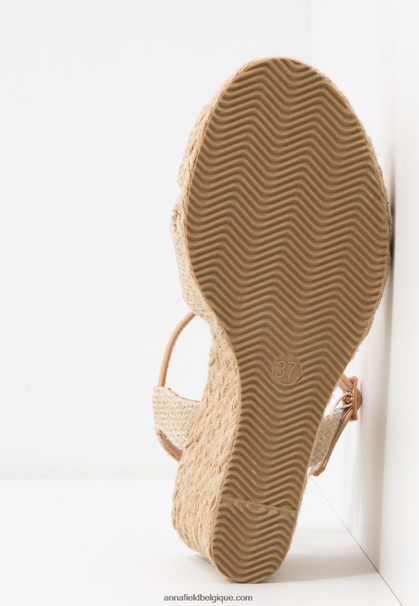 femmes sandales compensées beiges Anna FieldNHH26B1449