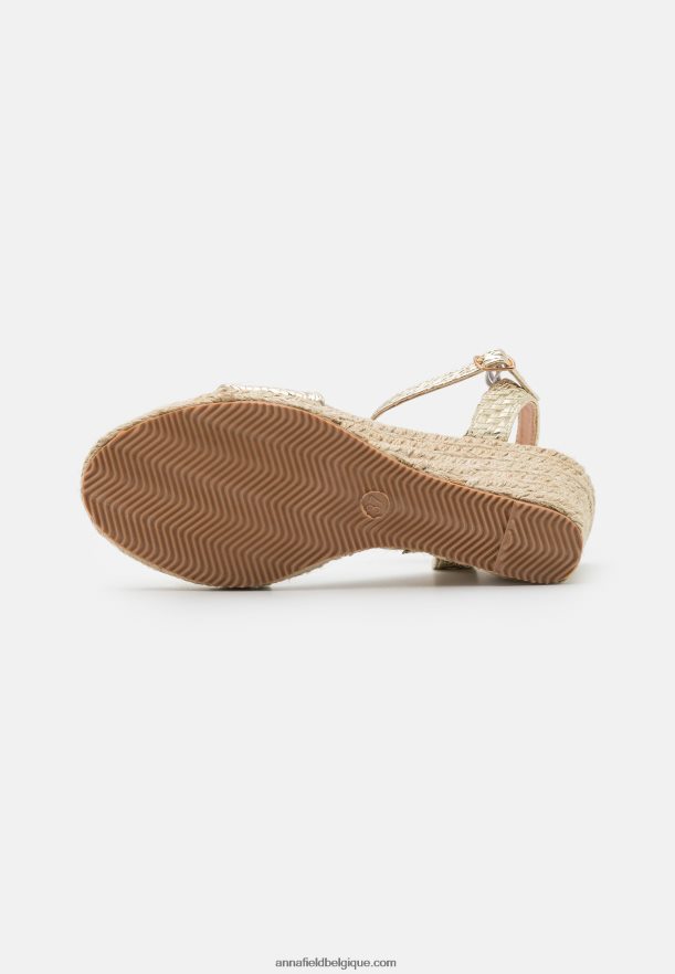 femmes sandales compensées dorées Anna FieldNHH26B1475