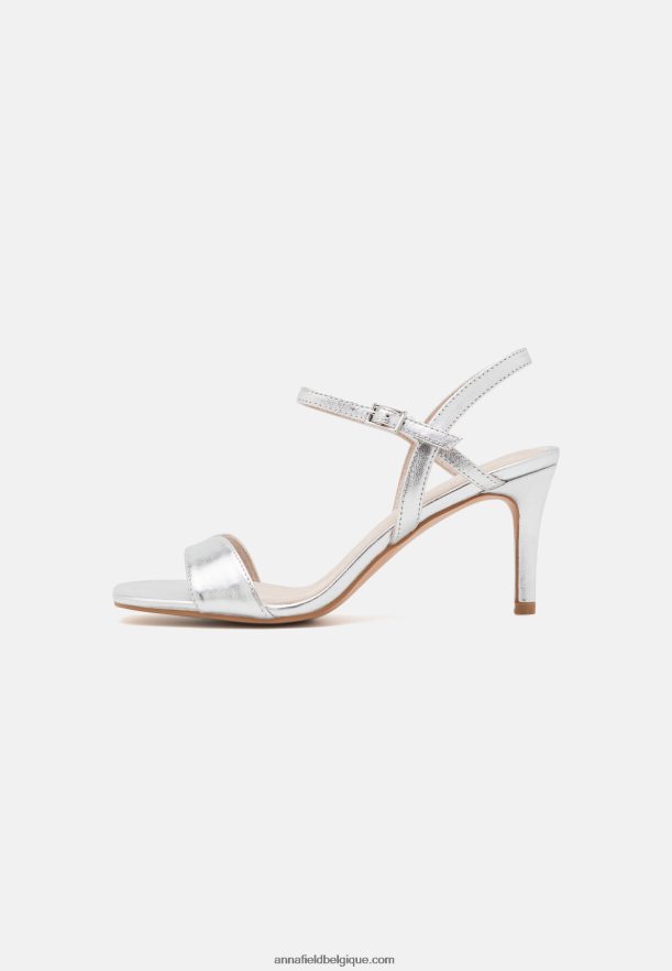 femmes sandales en cuir argent Anna FieldNHH26B1270