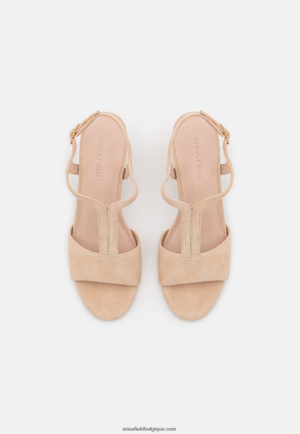 femmes sandales en cuir beige Anna FieldNHH26B1335