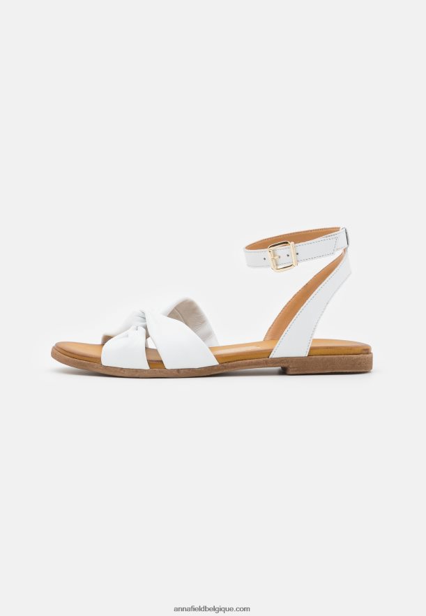 femmes sandales en cuir blanc Anna FieldNHH26B1293