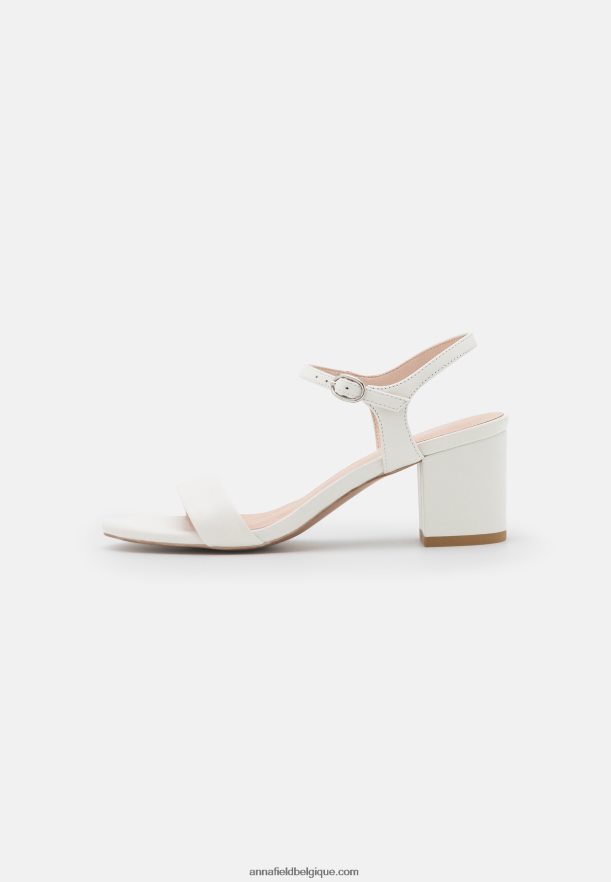 femmes sandales en cuir blanc Anna FieldNHH26B1413